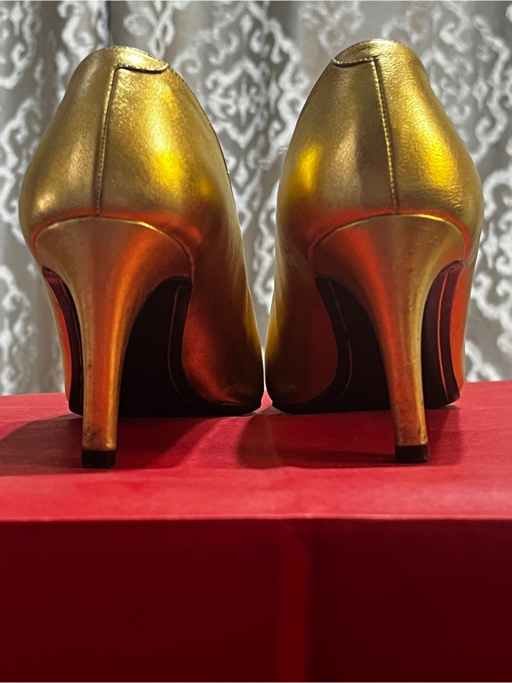 Anne Klein Metallic Gold Pointed-Toe Mid Heels. - Picture 3 of 9